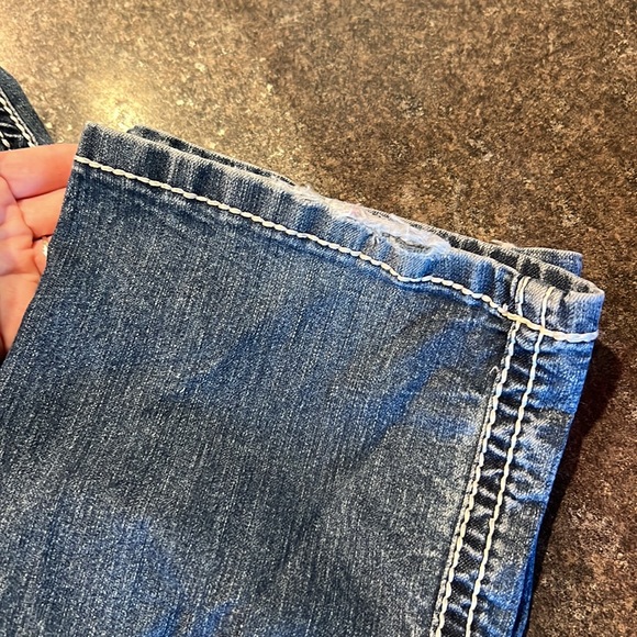 Wearhouse one size 24 jeans. In play condition due to wear, see photos. - Picture 3 of 6